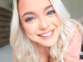 Alexis Kay's Sleazy Affair Ignites Wild Passion