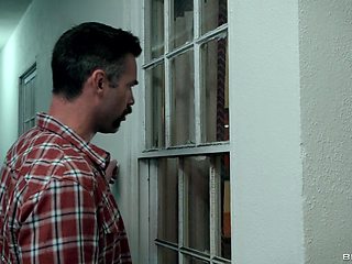 Zz Motel: Dicking The Drifter With Charles Dera, Kleio Valentien - Brazzers