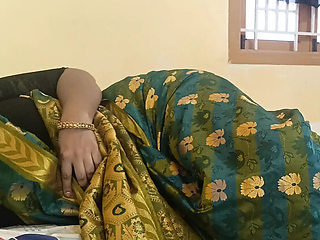 Cheating Housewife Pushpa Valli Gets Fucked Threesome