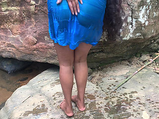 The King's Queet to Bath and the Forest Dwelled Water on Her and Her