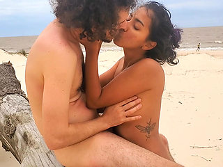 I have sex with a sea goddess on a desert beach