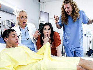 Brilliant Elana Bunnz and Ivy Mae Lynn's blowjob dirt