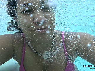 Relaxing MILF Jacuzzi Soak with Lofi Melodies