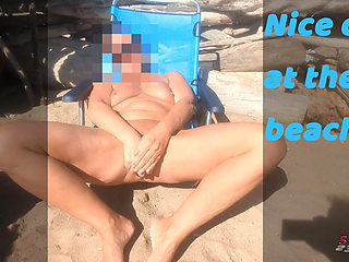 Beach in Cap d'Agde - She dildos her pussy in front of strangers - Exhibition
