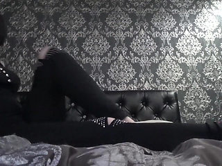 Worship my shoes little loser!!