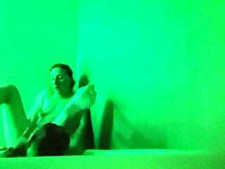 elle se fait manger la chatte au sauna