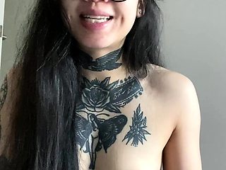 Amateur Asian Webcam Strip Masturbation
