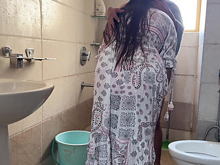 stepson saw MILF Saara naked after shower and couldn't hold his cock away from her wet cunt