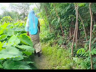 Today sister-in-law fucked in the fields and drained the water