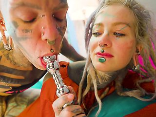 Anuskatzz and Nahlu enjoy some anal play