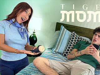 Nicole Doshi - Learn A Womans Touch Stepmoms Stamina Training