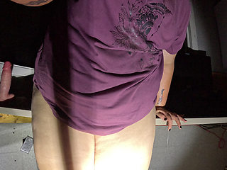 stretching my pussy on my lunch break with a huge dildo