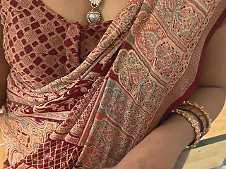 Bhabhi Sucked My Dick in Exchange for Bra and Panty in the Shop