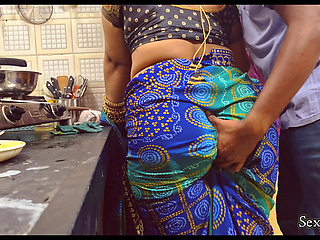 Ghar ki Nayi Chachi ki randi wali chut