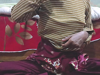 Desi Sexy girl masturbation with aubergine Video.
