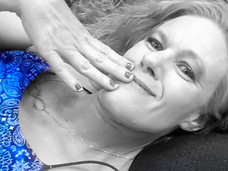 Landlord Gives Tenant Cock Rating