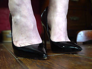 Vivienne L'amour - Discipline From Headmistress