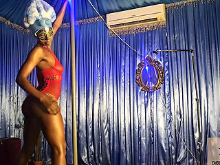 Twerking My Sexy Booty Practicing for My Set Later, Outgoing My Sexy Bestie