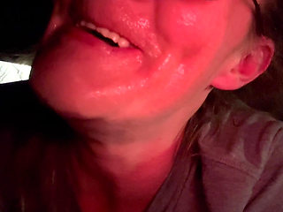 Wife Fuck and Suck Back Seat With a Facial