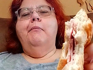 Eating a Bolo Sandwich Roll for the Fat Girl Eating Fans!
