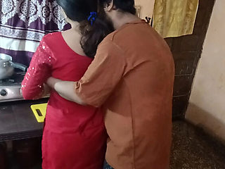 Indian Aunty Fucked in Kitchen While Cooking - Hindi Audio Full Video