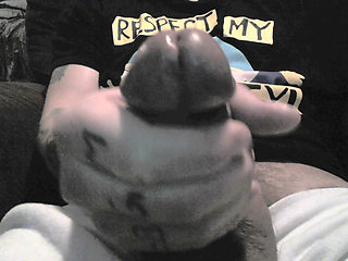 CLOSE UP CUMMING SLOW JACKING