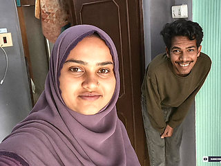 Pakisthani Stepsister Romantic Video Scene hug me love Naughty girls by -Snapchat143