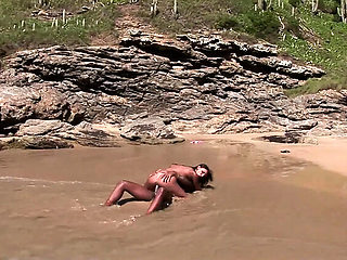 Hot Latina Babe Gets Her Pussy Fucked on the Beach