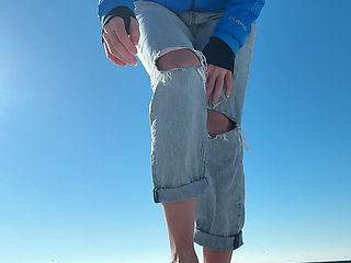 Walking on the Beach Calls for a Quick Orgasm!