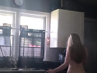 Close up MiLF getting it in the ass