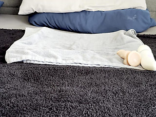 Squirting Milf with flashing Buttplug and pierced tits