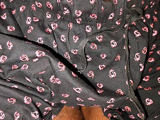 Hindi Audio Maine Apne Bhayi Ke Land Se Pani Nikal Di Full Video HD