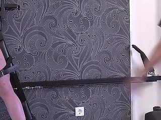 Hardcore Bullwhipping