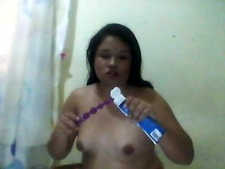 Hermoso culo para un jugete sexual