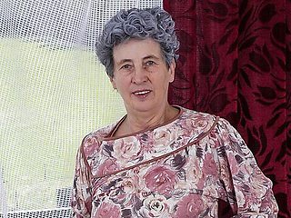 Rosa's old clip by OmaHotel