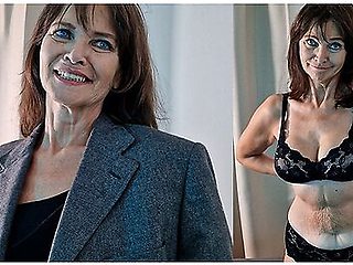 Mature Stepmom Interview Degenerates Into Unexpected Creampie 60 Plus Mature Stepmom Fuck Eng Sub