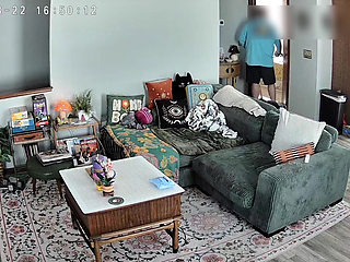 Boyfriend invites married older guy over to fuck his girlfriend while he watches