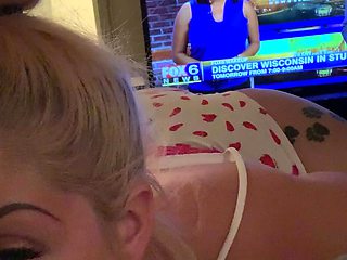 amateur blonde solo webcam