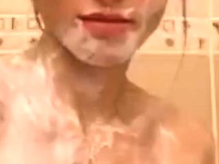 Brunette Solo Webcam Masturbation