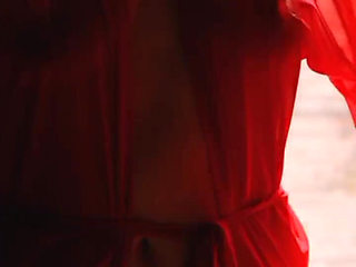 Low Lights, Gentle Touches, and a Sensual Tease You Won’t Forget