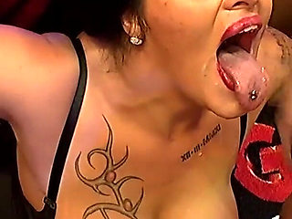 Horny Babe Ashley Cumstar fucked to her ass