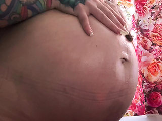 37 Week Pregnant Elizabethhunny Belly Lotion Rubbing