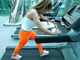 Full-Breasted amateurs Thai cougar girlfriend sex