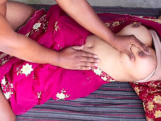 Saloni bhabhi ke sath boyfriend Ghar me bula sex fucking hot wife filing 18 year