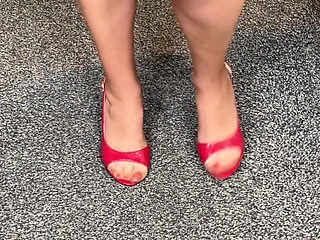 Vgq27 Aunty Sandra Stripping After a Night Out