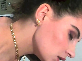 Vintage Lesbian Sex: Hairy Pussy Comparison with Big Ass Babes