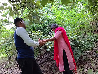 Desi College girl movies Hindi - my friend's wife to the jungle, Bhabhi lives in my neighborhood, today let me fuck your ass.