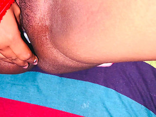 Sriankan Mam in Hand Cup Legs Pussy Butplug Dick