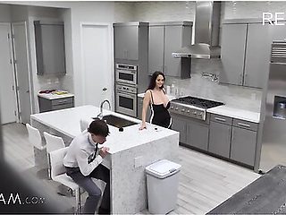 Ava Addams Begs For Stepsons Cock On Valentines Day