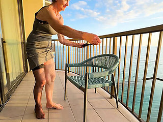 Waikiki Hotel Sex with British GILF in Stockings & Suspenders - Slow Motion Shower Fuck